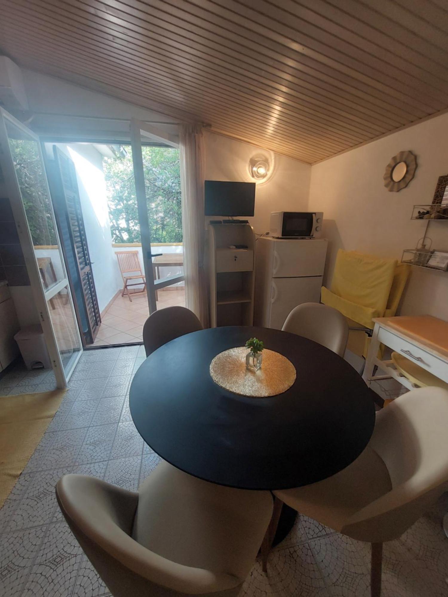 Apartment Tonci Rab Town Exteriér fotografie